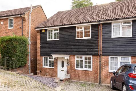 Meadow Close, E4