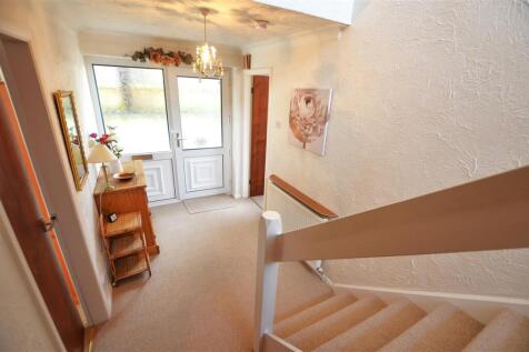 Side Entrance Hall.