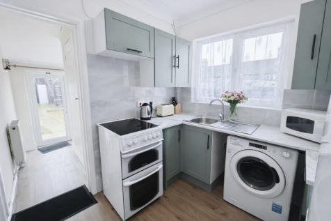 Kitchen - dressed by AI