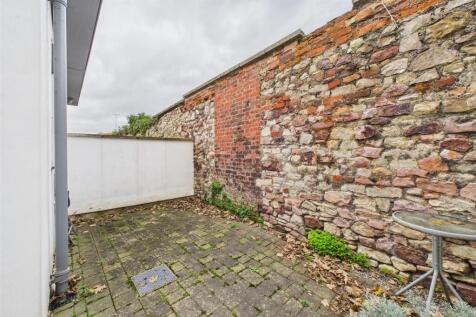 1 Osborne Villas Kingsdown, Bristol, BS2 8BP | Fre