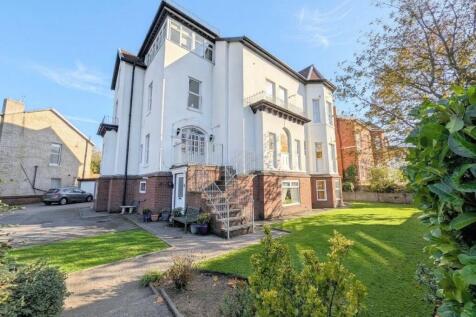 2 Bedroom Flat in PR8 4DB