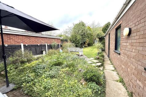 64 ARMITAGE REAR 4 - Copy.jpeg