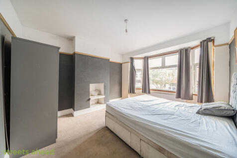 9c753c1e-e9b5-45b...