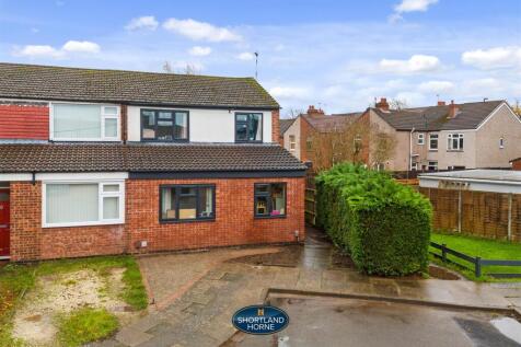 30 Hendre Close (2 of 28).jpg