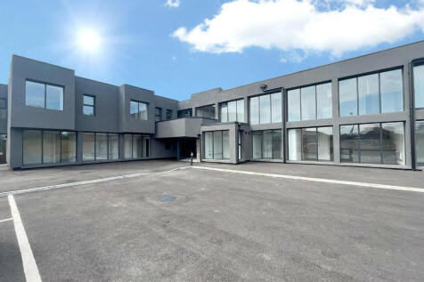 2 Bedroom Flat in WA1 4AY