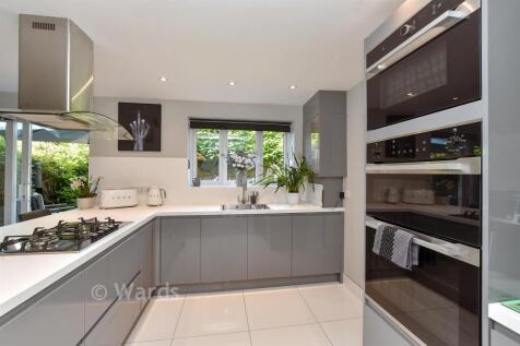 Kitchen/Dining Area