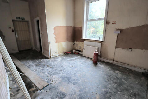 Flat Two - Studio