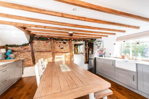 Kitchen/Breakfast Rm