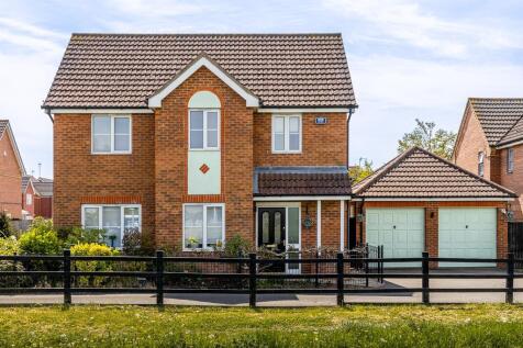 2 Greenwich Avenue (Holbeach)-4.jpg