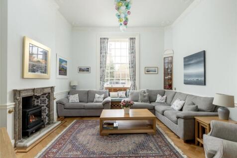 6 bed, 4 bath Detached in Edinburgh - Photo 7