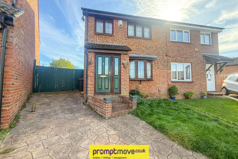 3 Bedroom Semi-Detached in LU2 0SQ