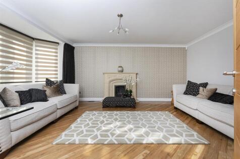 Bramleys Estate Agents - Crow Lees Gardens (2).jpg