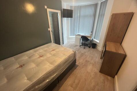 5 Bedroom Terraced in L15 2HX