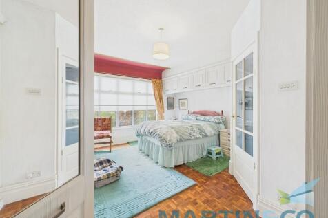 CAM01870G0-PR0161...