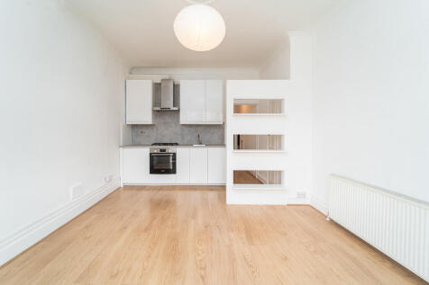 Stunning one double bedroom flat to rent. The property benefits from a lovely open plan kitchen reception area, natural light throughout, including a bright separate bedroom. The property is quite mod
