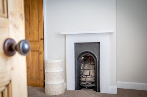 cleveland street-30.jpg