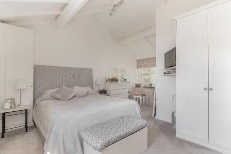 Master Bedroom - A.jpg