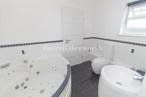 Jack and Jill Bathro