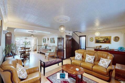 Open Plan Living/Dining Room