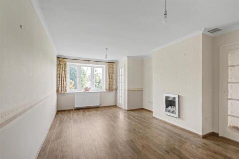 Lounge/ Dining Room