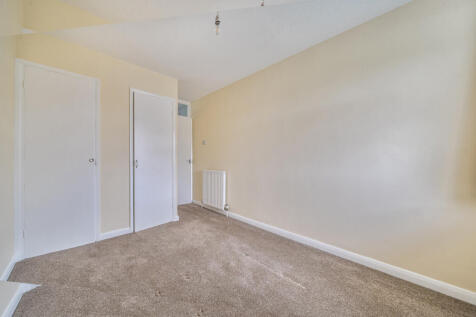 1364958-9-68e7ce1...