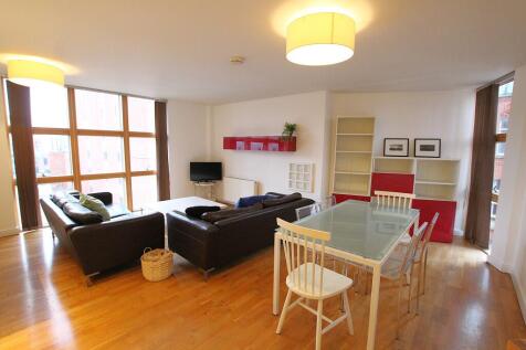A beautifully presented three-bedroom apartment with allocated parking, situated within the highly sought-after Royal Mills development in the heart of Ancoats. This home is perfectly positioned in on
