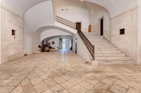 7_palazzo_casamassima_raro_realty