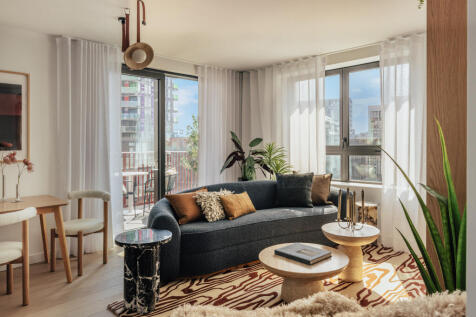1 - Living room.jpg