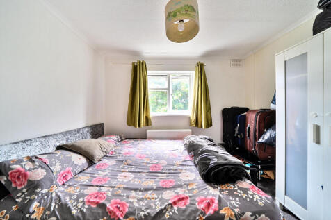 1316518-11-685d2c...