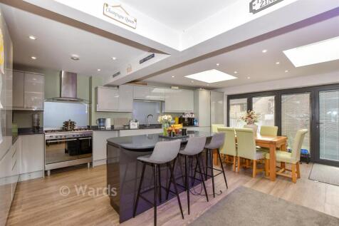 Kitchen/Dining Area