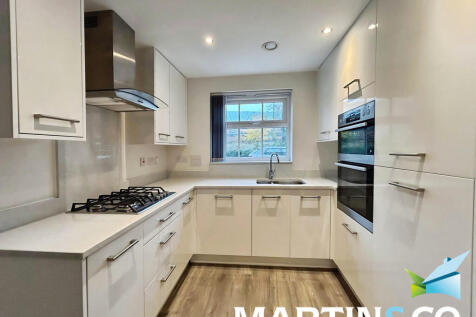 9f83a6bb-IMG-2025...