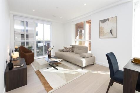 RENTAL SHOW FLAT