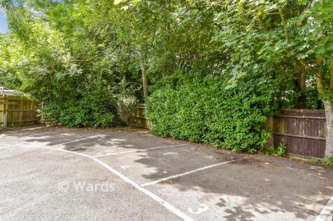 Driveway/Parking