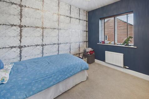 CAM04273G0-PR0192...