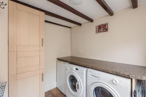 Garth Cottages 6-7 Utility Room-1.jpg