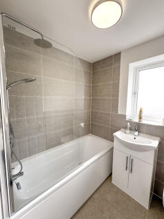 4flr83744 (33)_edited.jpg