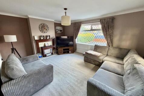 Bramleys Estate Agents - Wateroyd Lane - Mirfield