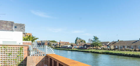 5 Arun Street    ...