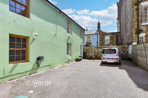 Driveway/Parking