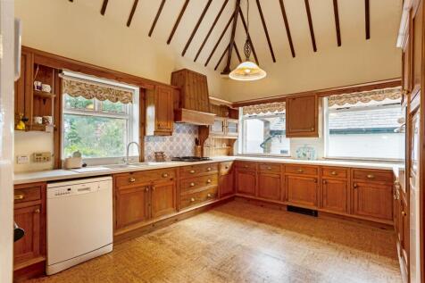 66106_St. Marys House, 14 High Street, Overton - (