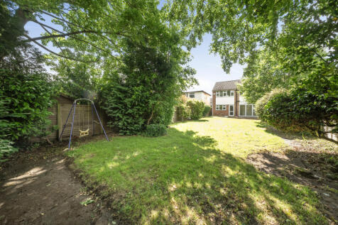 Rear Exterior / Garden