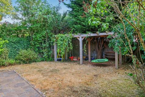 Rear Garden (1).JPG