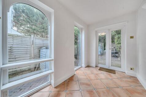 1363959-7-68e6990...