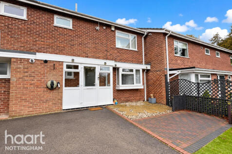 3 Bedroom Terraced in NG2 7AS