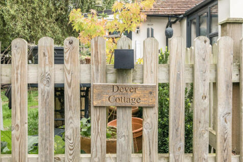 1354320-7-68caba7...