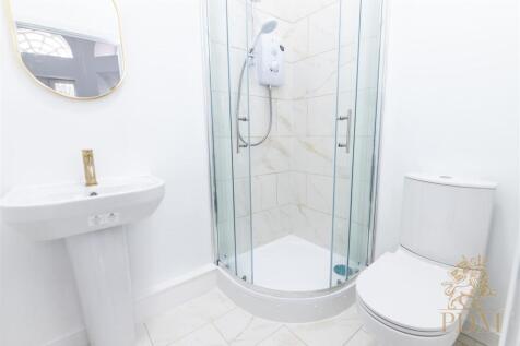 Bank Apartments Peveril St Nottingham NG7 4AH