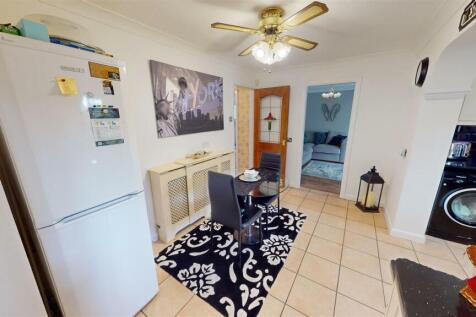 Ashfield Crescent Kitchen Diner