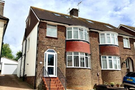Poplar Avenue 11 FRONT 2026.jpg