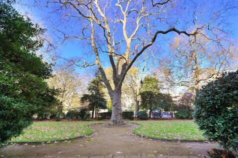 6-22-Eaton-Square (3).JPG