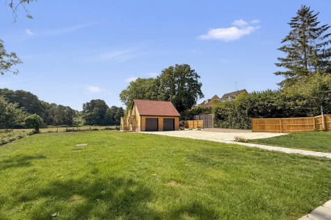 Front garden/driv...